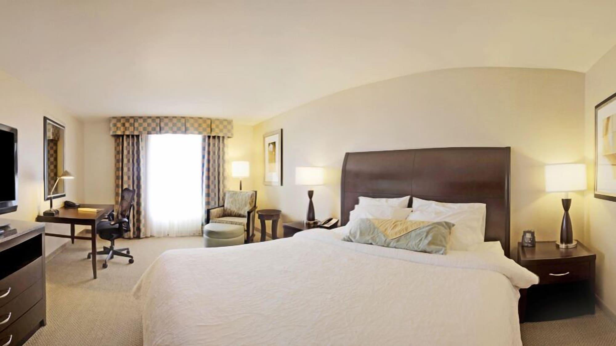Hilton Garden Inn Omaha East/Каунсил-Блафс Экстерьер фото